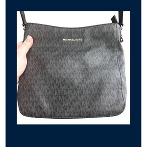 Michael Kors Black Signature Monogram Crossbody Bag Silver Hardware Messenger
